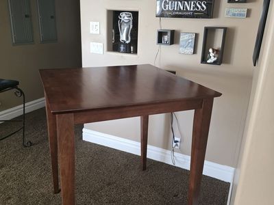 Bar table