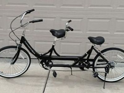 Adventurer Tandem Bicycle – Excellent Condition – Ready to Ride!