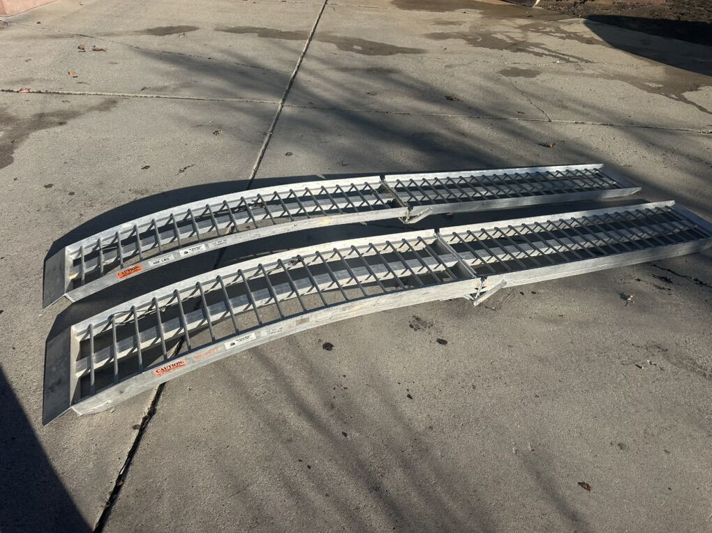 Aluminum Folding Loading Ramps