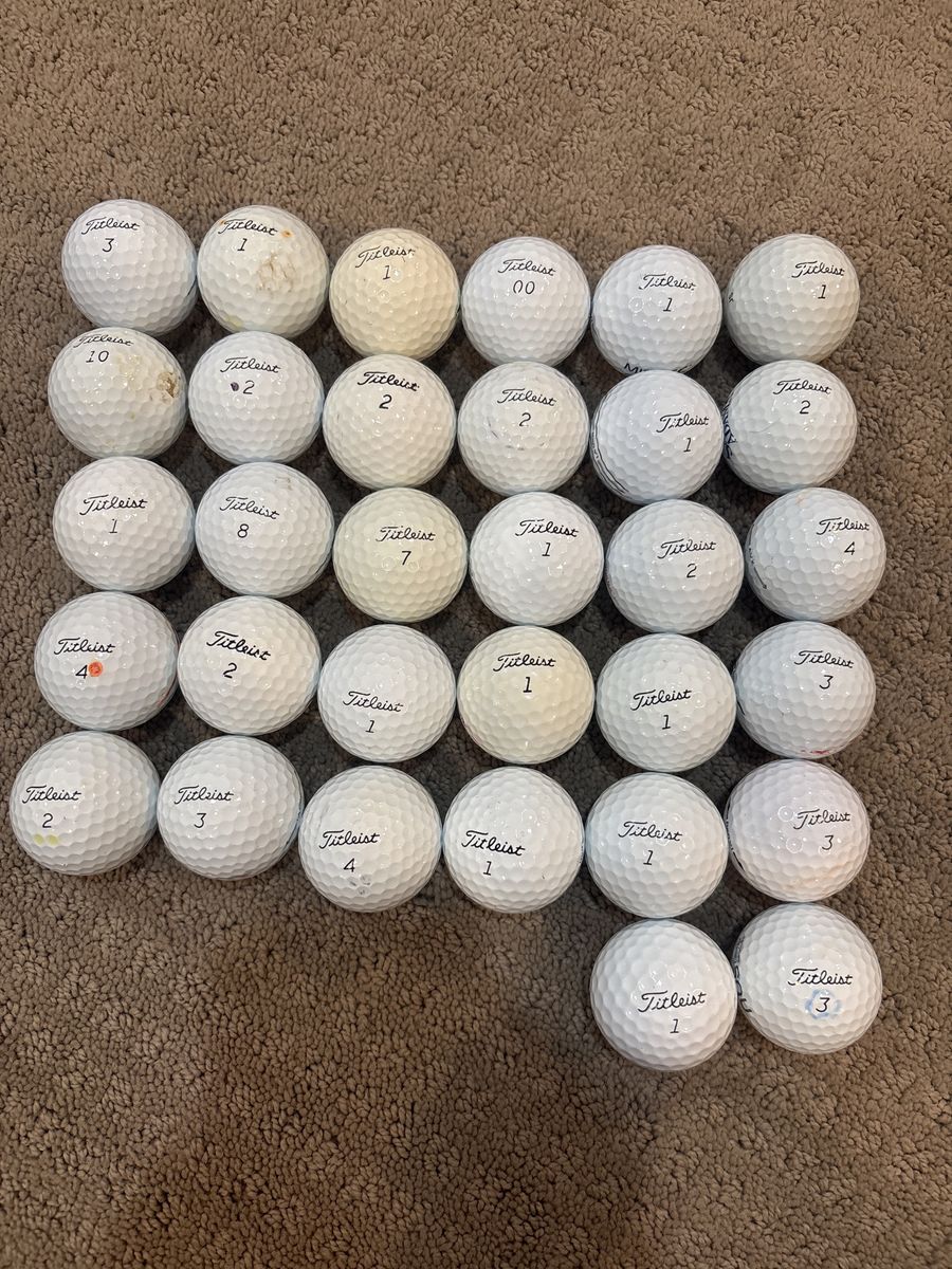 Titleist Pro V1 32 Count
