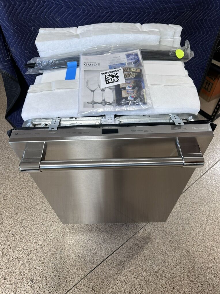 Thermador Dish Washer - New Never Installed