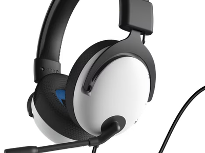 onn Wired Gaming Headset Compatible with all Gaming Sets, Black and White