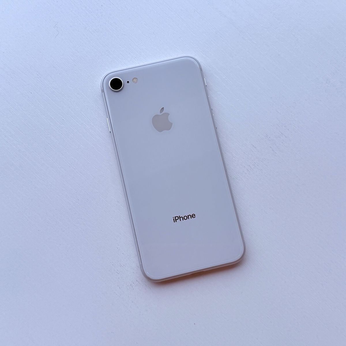 Unlocked Apple iPhone 8 64 GB
