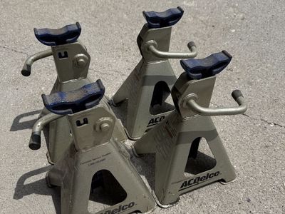 ACDelco car/truck stand