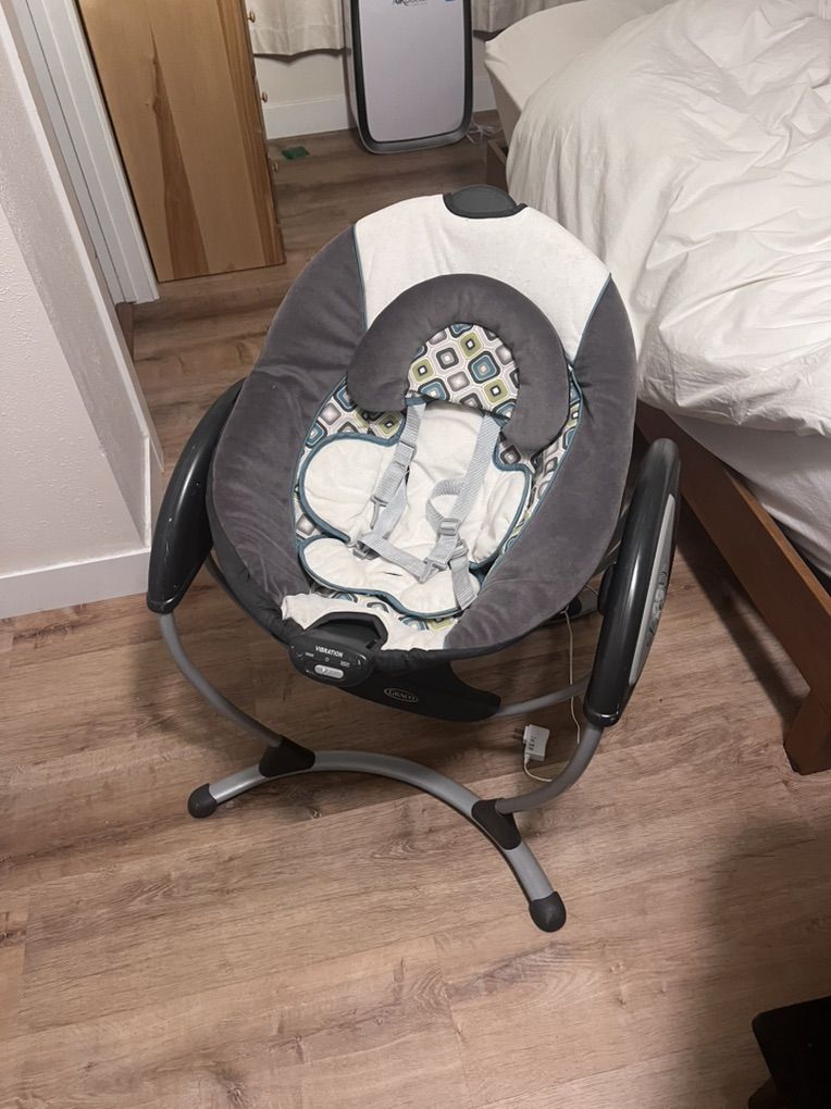 Graco Glider LX Baby Swing