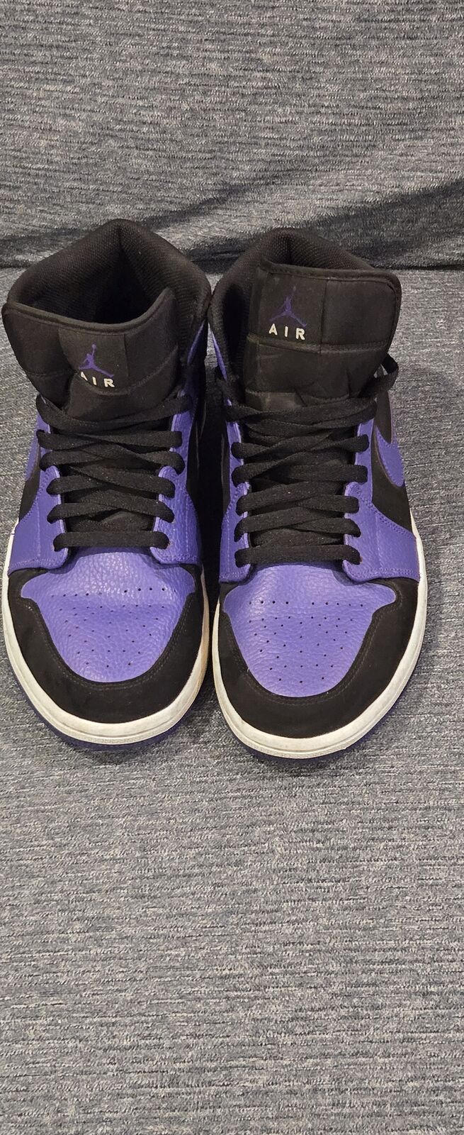 Jordan 1 Mid Dark Concords
