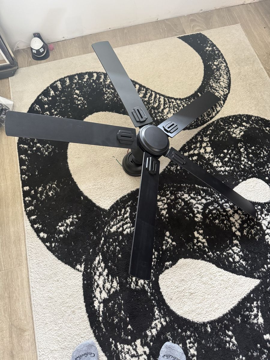 48” Ceilling fan with remote. Never Installed.