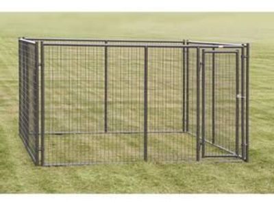 Dog Kennel 10' X 10'