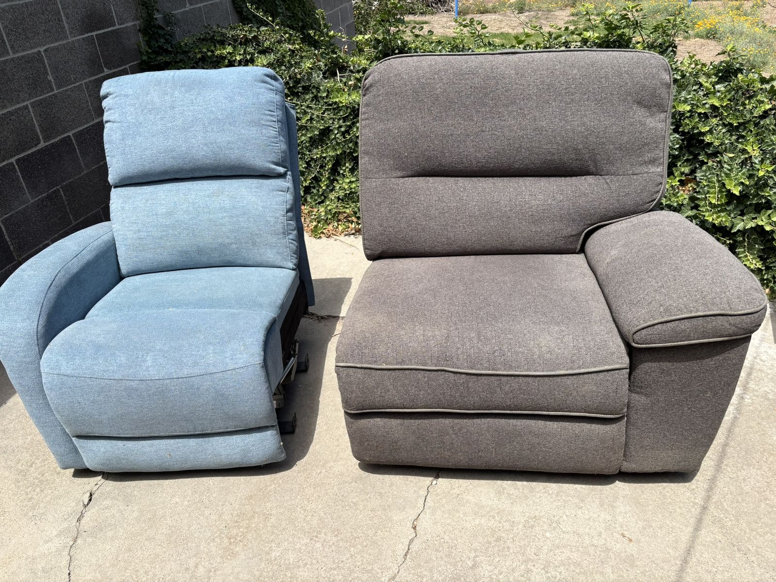 2 Chairs