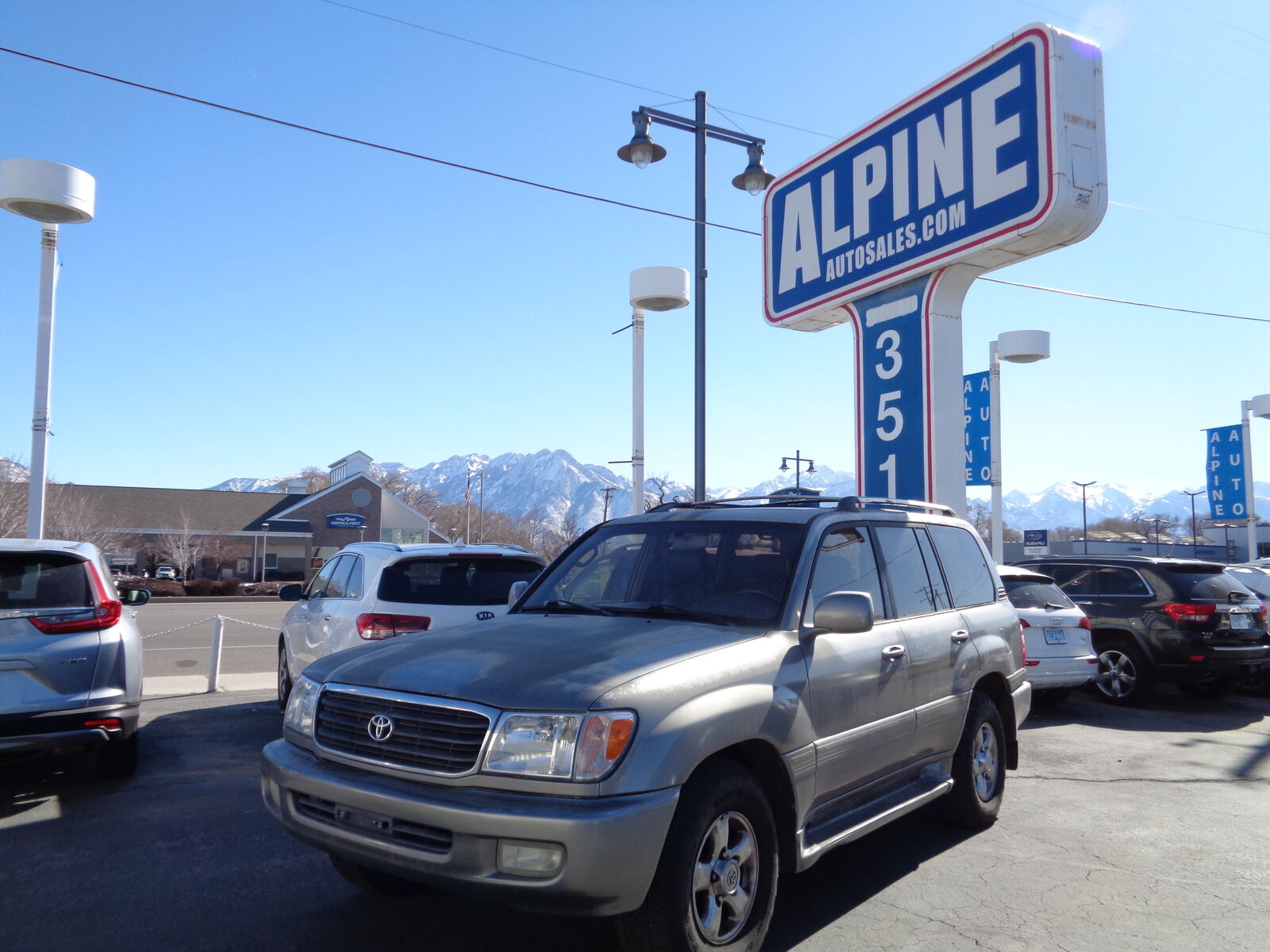 2001 TOYOTA LAND CRUISER Base