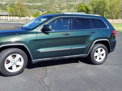 2011 JEEP GRAND CHEROKEE Laredo
