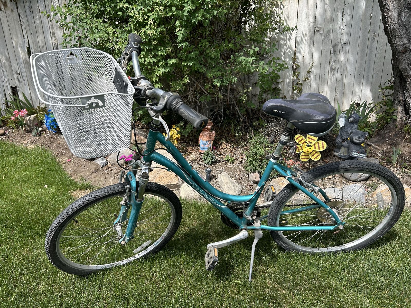 Women’s step through bike 24 inch wheel