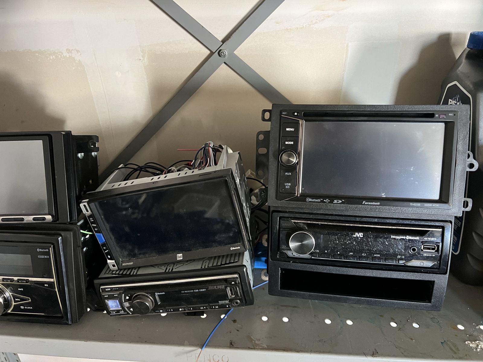 Main image 5