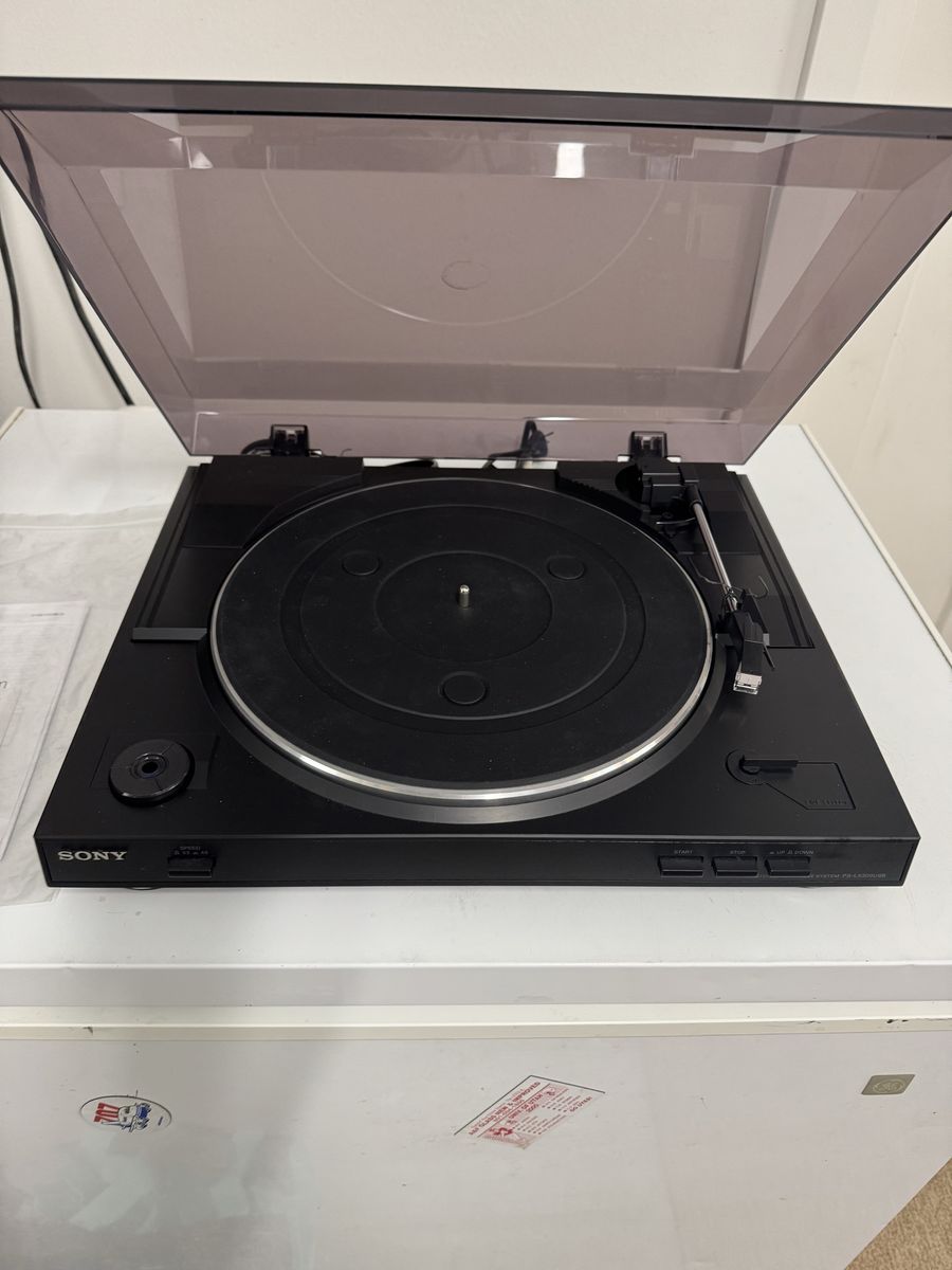 Sony PS-LX300USB Turn table