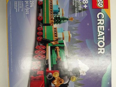 LEGO Winter Holiday Train 40700