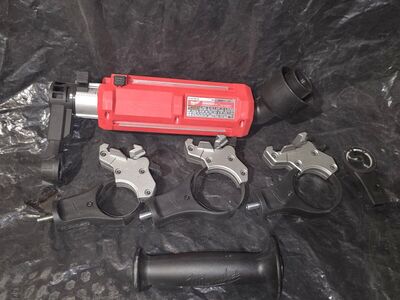 Millwaukee 5261-DE Vacuum Assisted Dust Extractor