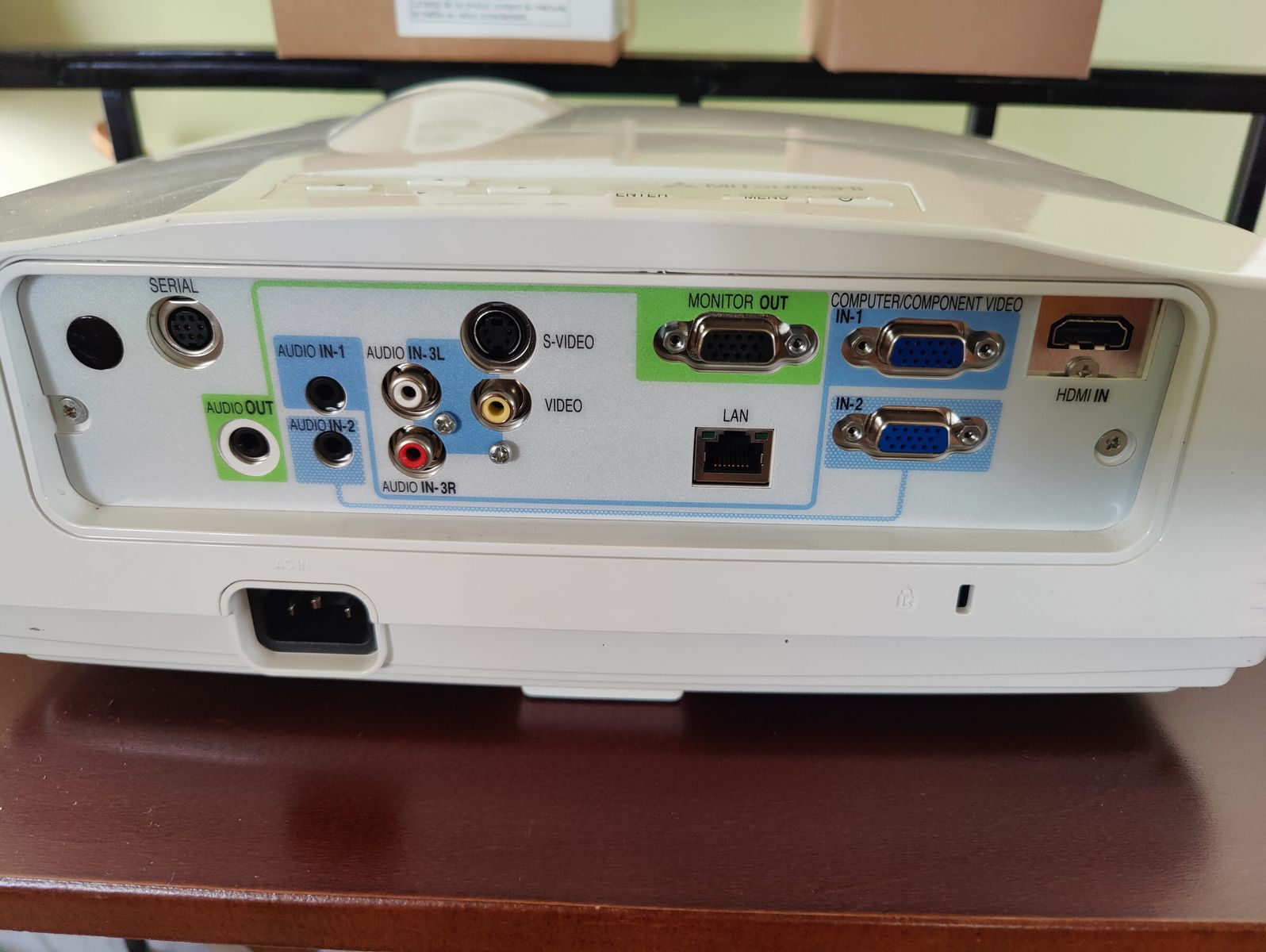 Main image 6