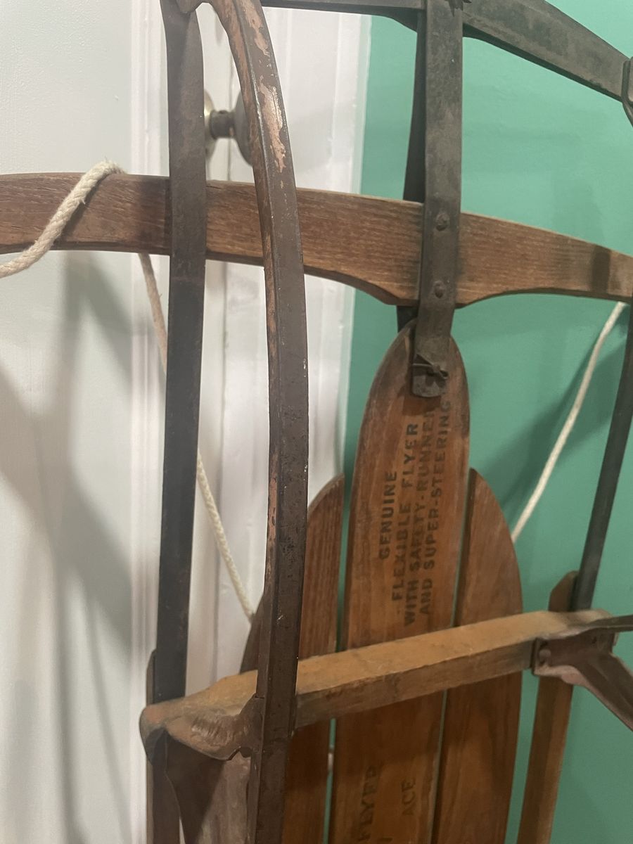 Main image 3