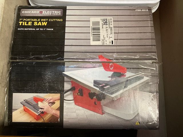 7" Portable Wet Cutting Tile Saw