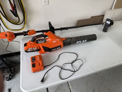 Electric Weed Wacker and Leaf Blower w/ Battery & Charger