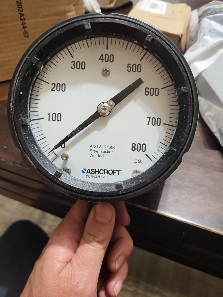 Ashcroft 30255346-1 Glycerin Filled Pressure Gauge, Lower Connection