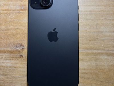 Apple iPhone 15 128GB - Black (Unlocked) Excellent condition