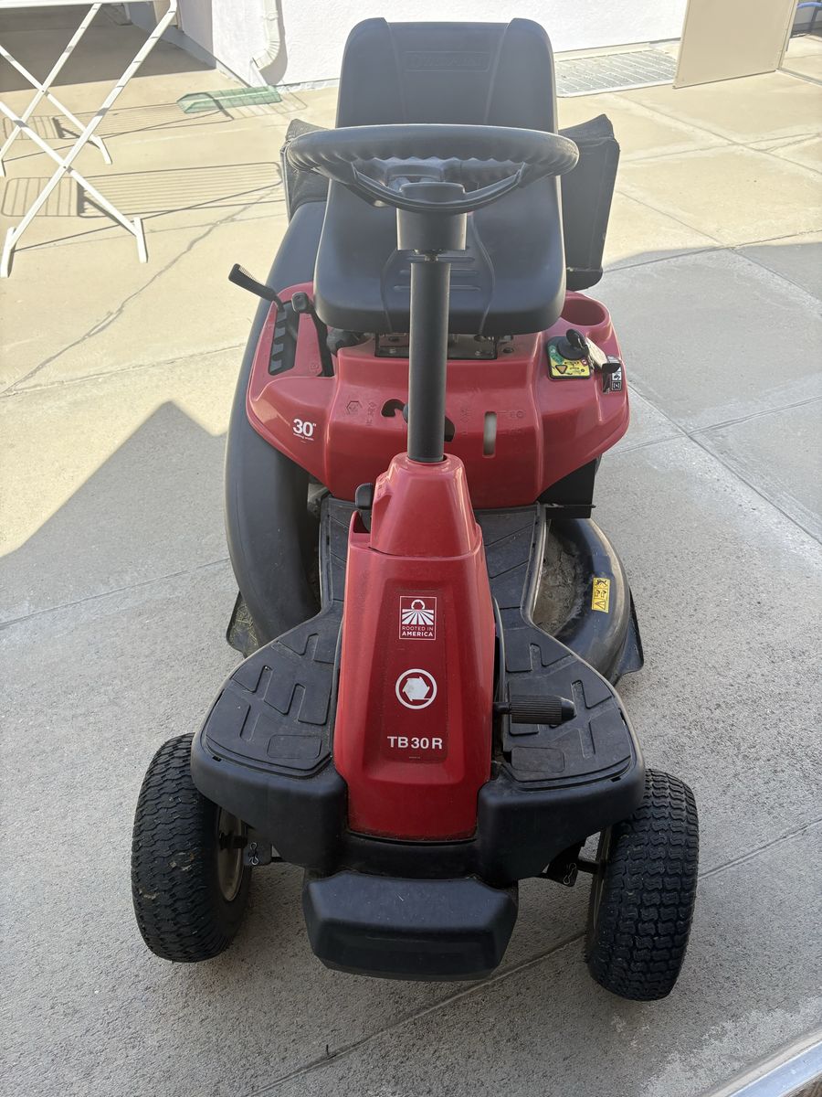 Troy-Bilt TB30R 30" Residential Riding Lawn Mower - Compact & Efficient