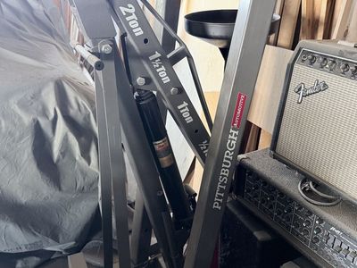 2 Ton engine hoist