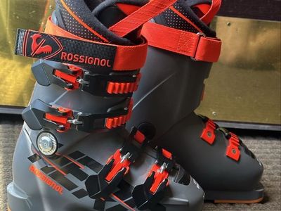 Rossignol Hero World Cup 70 SC Junior Ski Race Boots - size 21.5