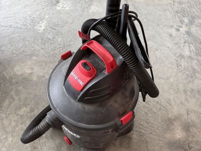 10 Gallon 4 HP Shop Vac