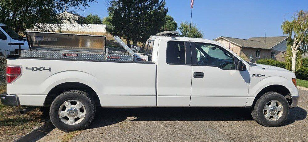 2014 Ford F150 4x4, Ext. Cab, Low Miles, Clean