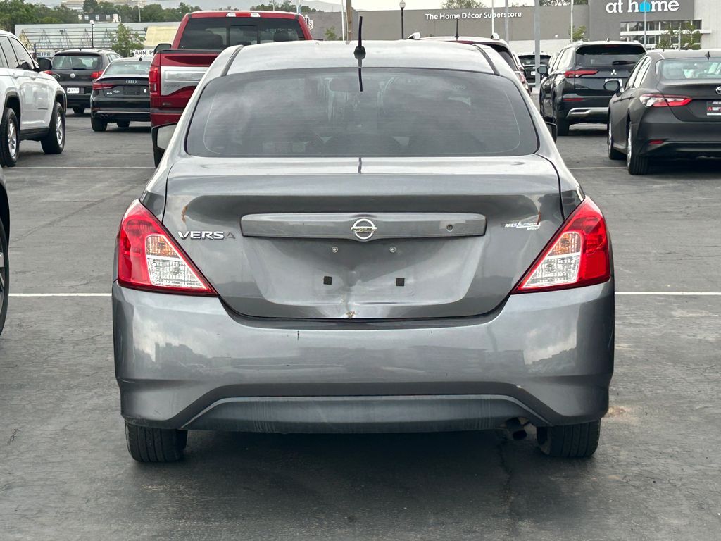 Main image 6