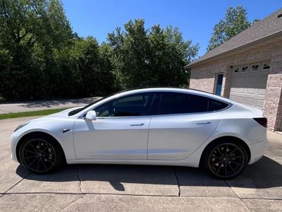 2019 Tesla Model 3 Performance