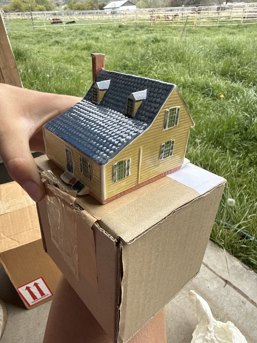 Miniature Porcelain Model Of The Edwit House.