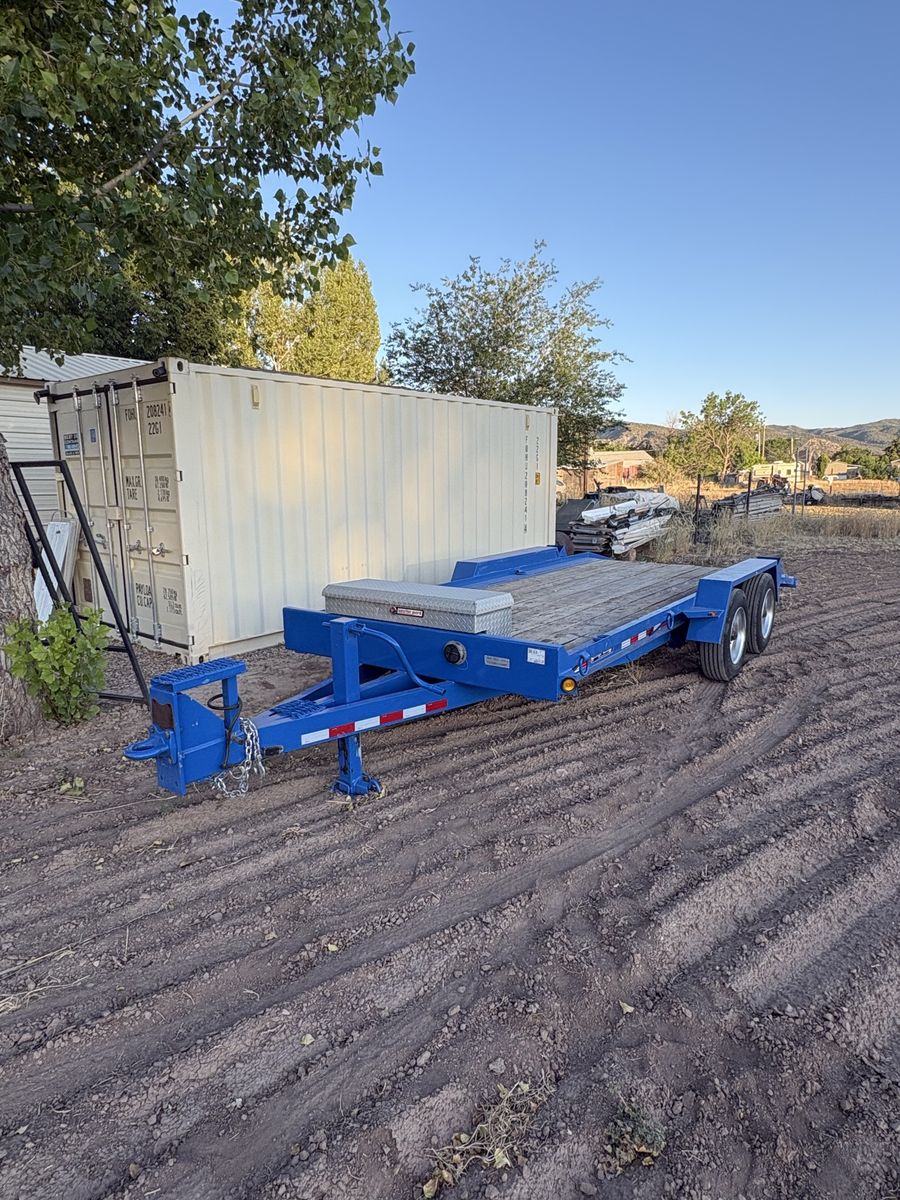 2017 RediHaul Equipment Trailer