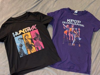 Set of two K-Pop Demon Hunters Tee Shirts, Women's S, Child L