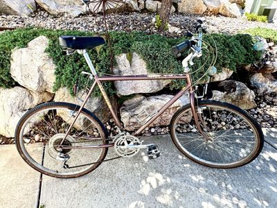 Vintage Men’s Schwinn Mirada Road Pedal Bike Bicycle