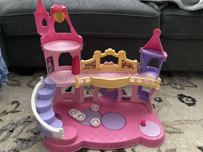 Little people castle