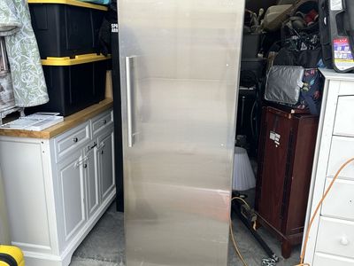 Vissani freezer/fridge