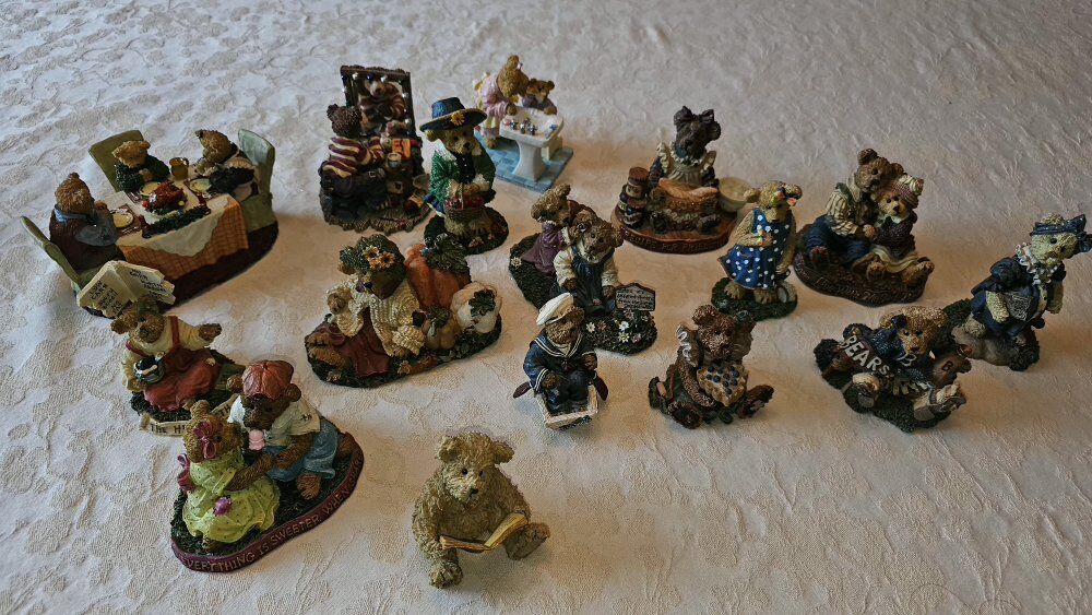 Boyds Bear Collection 16 Pieces