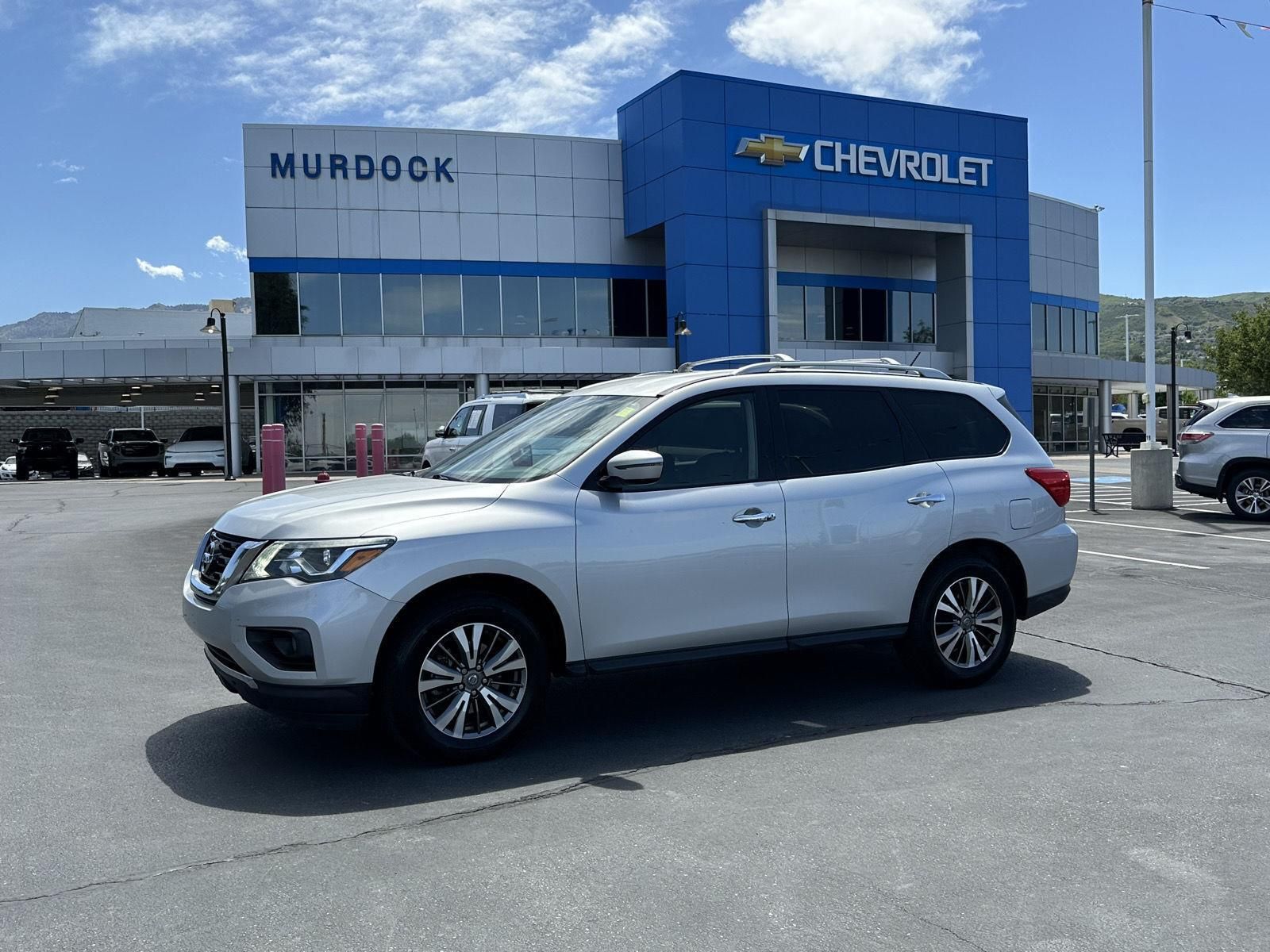 2018 Nissan Pathfinder SV