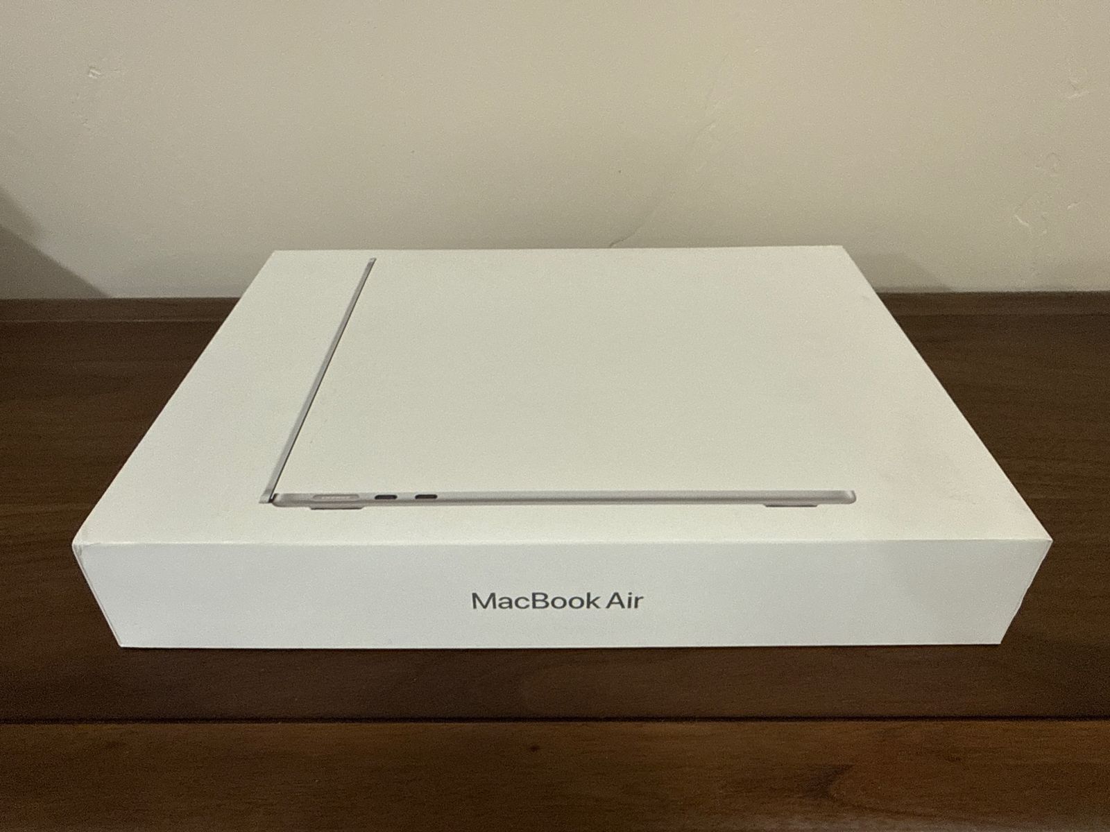 MacBook Air 13” m4, very clean!
