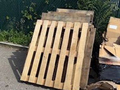 Free pallet wood