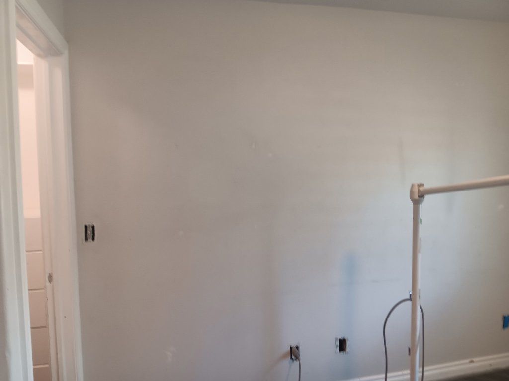 Main image 6
