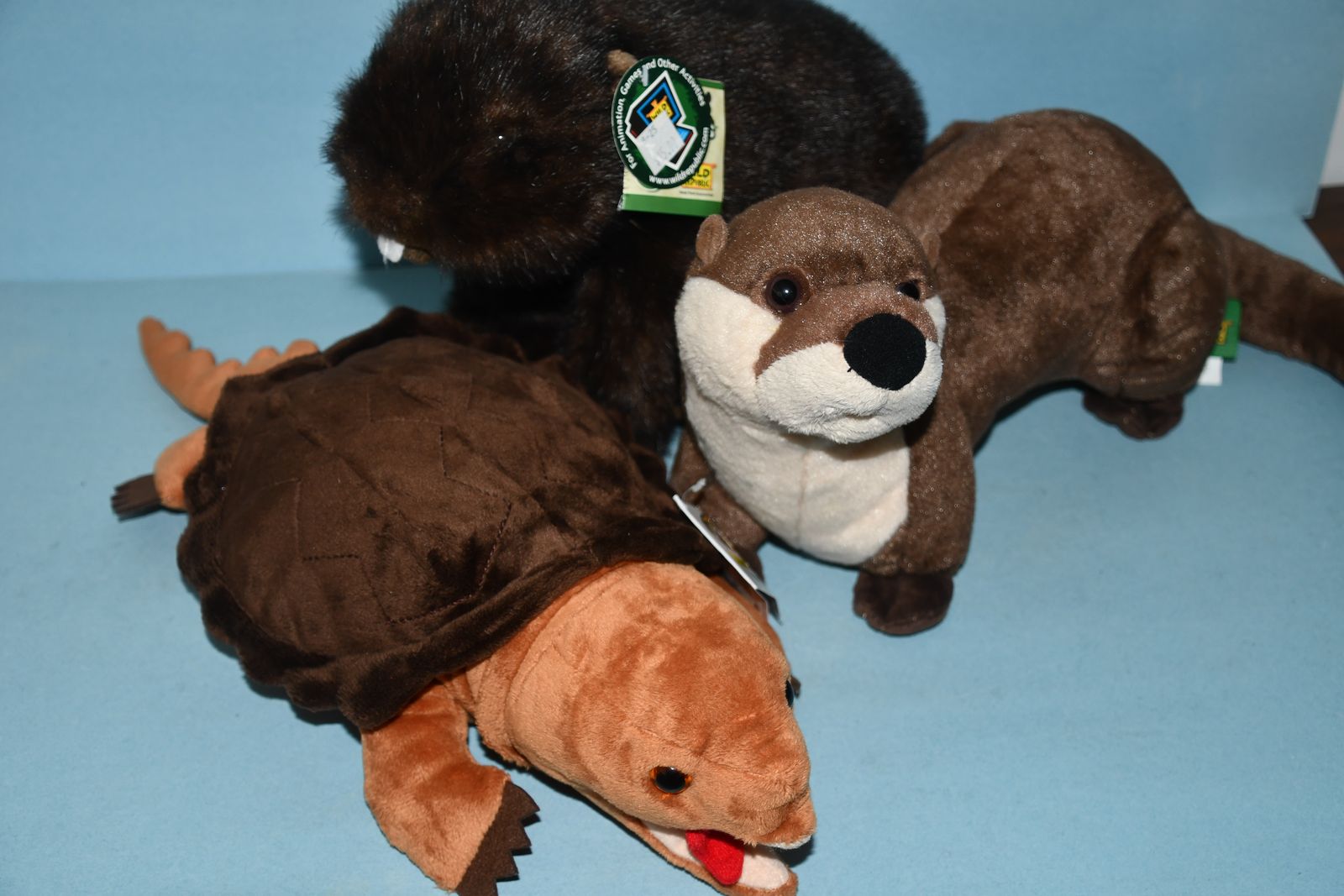 3 "RIVERS EDGE" STUFFED ANIMAL SET ~ RIVER OTTER, BEAVER, SNAPPING TURTLE ~ BASS & WILD REPUBLIC ~ CUTE & CLEAN!