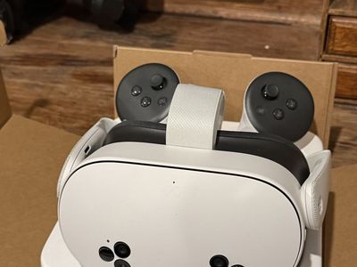 Meta Quest 3S 128GB VR Headset with Controllers and Original Box