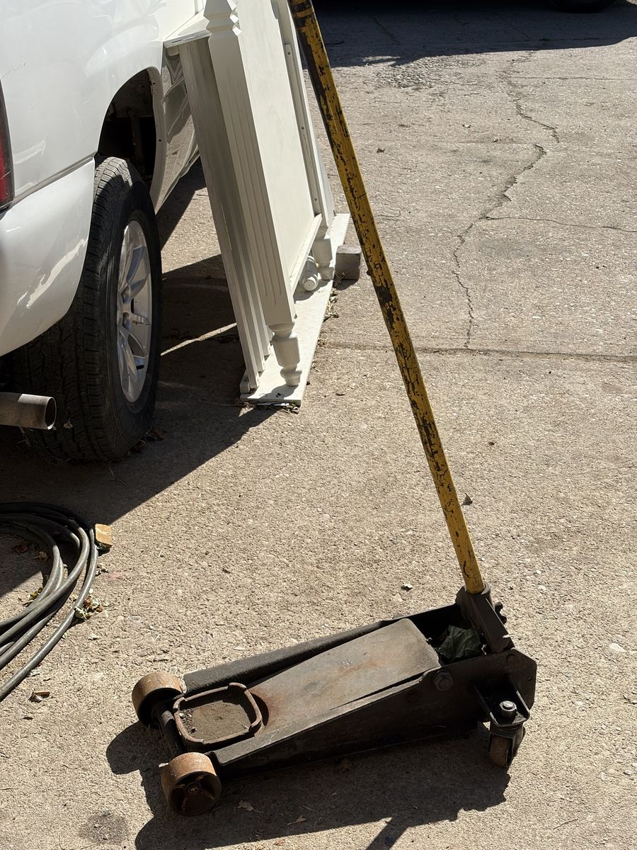 Heavy-Duty Floor Jack (Unspecified Brand, Capacity) - Used Condition $30 OBO