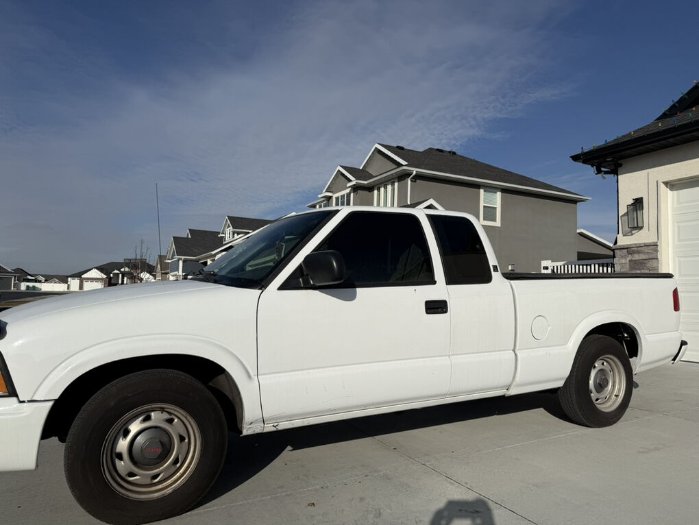 2003 GMC SONOMA SL