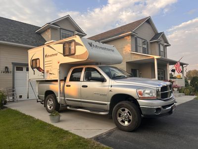 2017 Adventure 80GS 4 season camper excellent condition