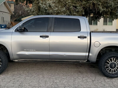 2013 TOYOTA TUNDRA Base